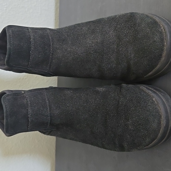 Eileen Fisher l Black Waterproof Suede Splash Chelsea Boot Size 6.5 - Picture 5 of 8